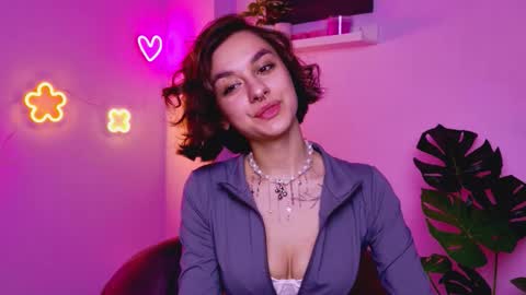  Celine  online show from January 2026 04:06:02 AM