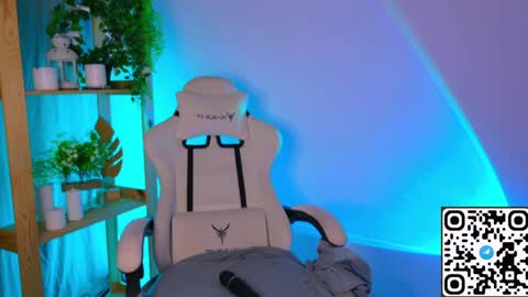  Celine  online show from April 2026 05:45:02 AM