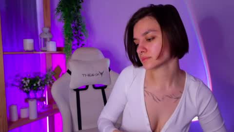 Snapshot of celine_dionn chatting on May 2026 05:24:01 AM Celine online show from May 2026 05:24:01 AM