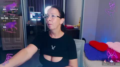 Snapshot of celine_faer1 chatting on June 2026 02:28:01 AM Celine online show from June 2026 02:28:01 AM