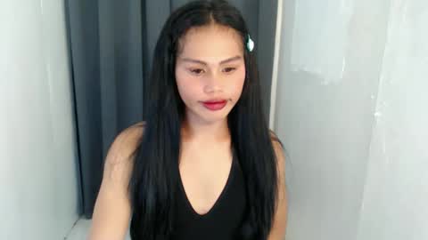 Snapshot of cellin_fuckdoll chatting on June 2026 05:44:01 AM cellin online show from June 2026 05:44:01 AM