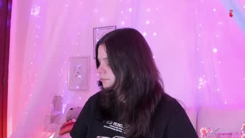 Hello guys my name is Sofi and Lizzie and  Vanessa online show from September 2025 03:06:02 AM