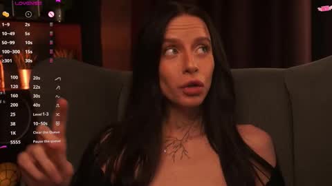 Snapshot of ceserisu chatting on November 2025 09:48:01 PM Casey online show from November 2025 09:48:01 PM