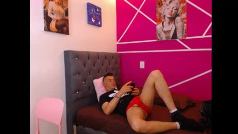 Snapshot of cesirry chatting on June 2026 12:15:01 AM Cesirry online show from June 2026 12:15:01 AM