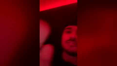 Snapshot of cezarthebreeder chatting on February 2026 11:44:02 AM cezarthebreeder online show from February 2026 11:44:02 AM