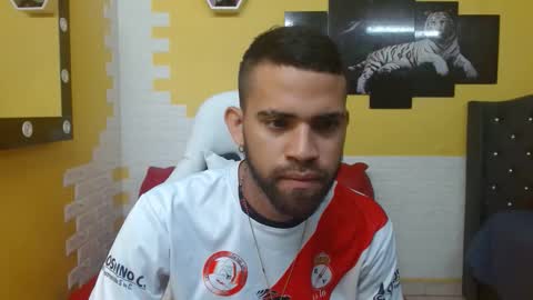 Snapshot of chacorta_ chatting on April 2026 01:50:02 PM chacorta_ online show from April 2026 01:50:02 PM