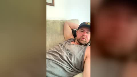 Snapshot of chad25old chatting on May 2026 06:36:02 PM chad25old online show from May 2026 06:36:02 PM