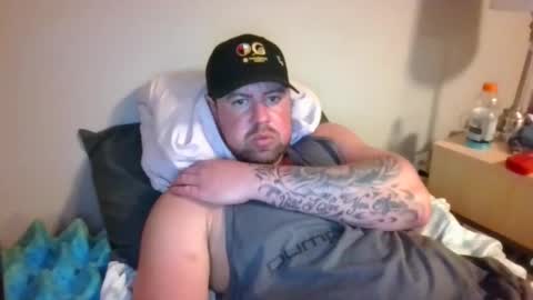 Snapshot of chad25old chatting on May 2026 02:07:01 AM chad25old online show from May 2026 02:07:01 AM