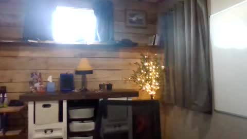 chadmichaell online show from May 2026 10:05:01 PM
