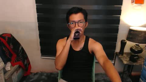 Snapshot of chaelshiecumsalot chatting on December 2024 02:38:02 PM ChaelskieCumMachine online show from December 2024 02:38:02 PM