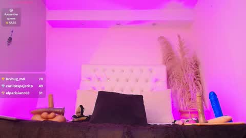 Charlotte Grey online show from December 2025 10:09:02 AM