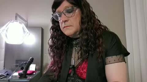 Snapshot of champagne4mist chatting on June 2026 04:15:02 AM champagne online show from June 2026 04:15:02 AM