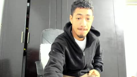 Snapshot of chandler_kenji chatting on April 2026 11:02:01 AM Kenji online show from April 2026 11:02:01 AM