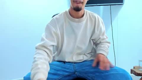 Snapshot of chandler_kenji chatting on May 2026 11:40:01 AM Kenji online show from May 2026 11:40:01 AM