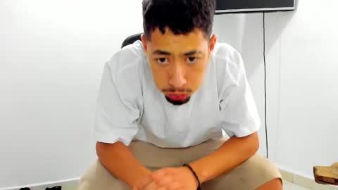 Snapshot of chandler_kenji chatting on May 2026 11:37:01 AM Kenji online show from May 2026 11:37:01 AM