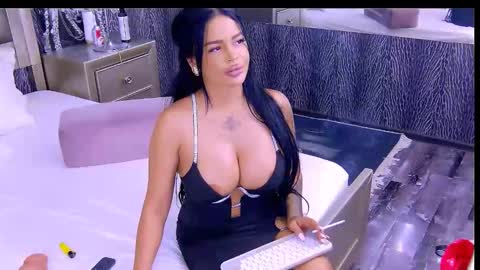 Snapshot of chanelledy1 chatting on June 2026 06:07:02 AM chanelledy1 online show from June 2026 06:07:02 AM