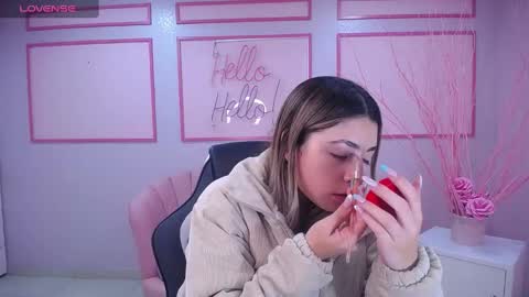 channel_blonde_a online show from January 2025 04:24:01 PM