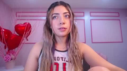 channel_blonde_a online show from February 2025 07:38:01 PM