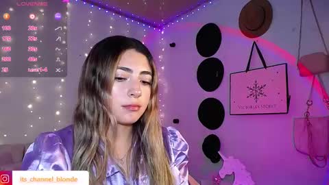 channel_blonde_a online show from March 2025 08:05:01 PM