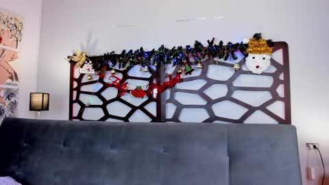   online show from December 2024 02:16:02 PM