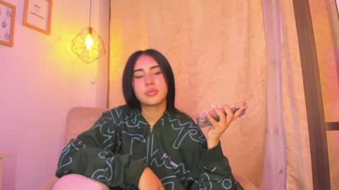 Chantall online show from January 2025 07:32:02 AM