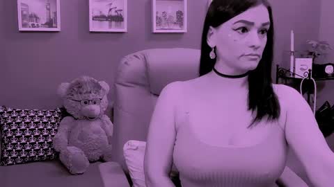 The Queen online show from May 2026 09:53:01 PM
