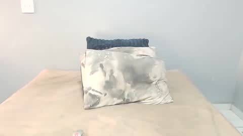 chantel87_ online show from September 2025 07:10:01 AM