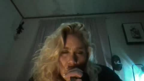 Ms. Behaving online show from December 2024 12:16:01 PM