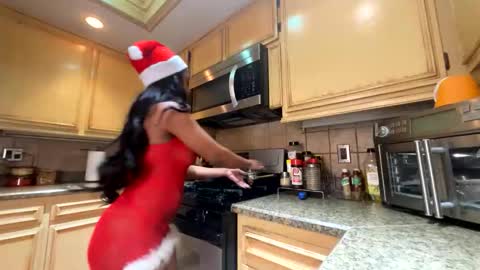 charismasweets online show from December 2025 03:12:03 AM