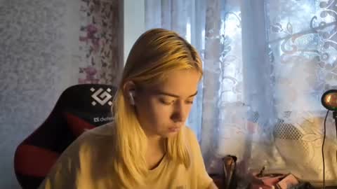 Nancy online show from October 2025 07:54:01 AM