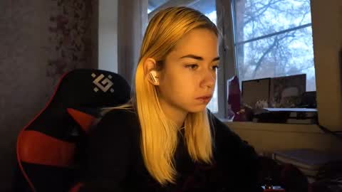 Nancy online show from November 2025 08:06:01 AM