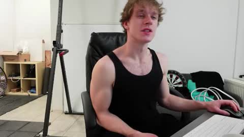 CHARLES DREAMS online show from November 2025 03:01:01 PM