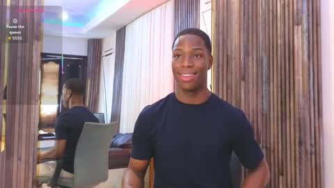 Snapshot of charlesbrown_ chatting on November 2025 02:06:01 PM charlesbrown_ online show from November 2025 02:06:01 PM