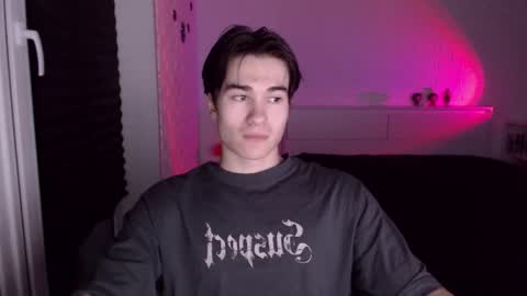 charleshanson69 online show from September 2025 04:18:02 PM