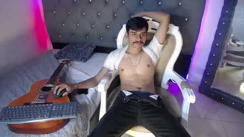 Charlie online show from September 2025 04:44:01 AM