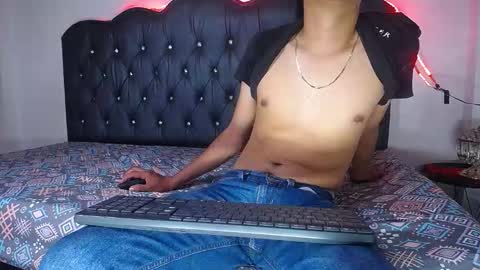 Charlie online show from October 2025 09:04:01 PM