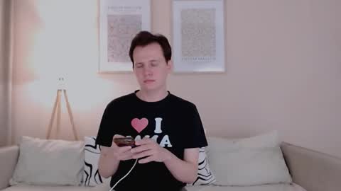 Charley online show from November 2025 05:33:02 PM