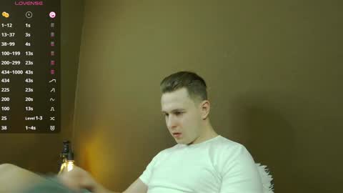 Snapshot of charlie_smiley chatting on December 2024 06:40:01 AM Charlie Smiley online show from December 2024 06:40:01 AM