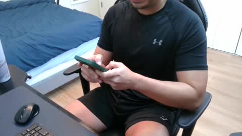 charliekkw online show from February 2025 04:14:02 PM