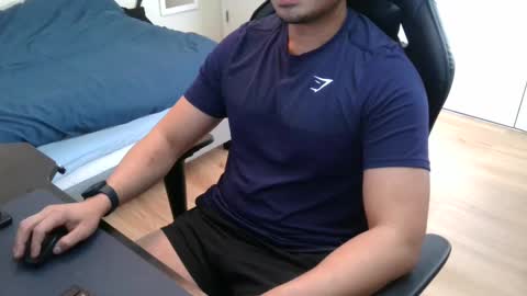 charliekkw online show from March 2025 08:29:02 PM