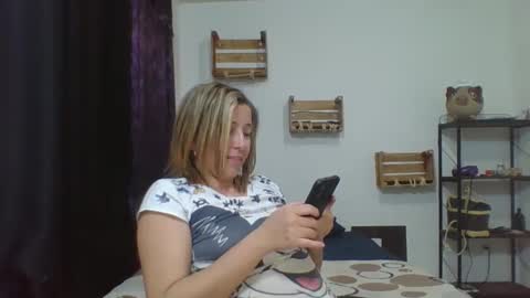 charlott online show from December 2024 02:30:02 AM