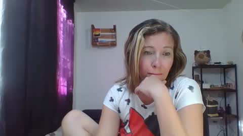 charlott online show from January 2025 09:51:02 PM