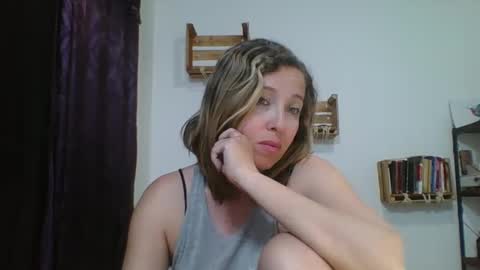 charlott online show from February 2025 05:19:02 AM