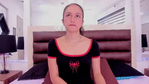 Snapshot of charlotetaylor chatting on June 2026 08:22:02 PM charlot online show from June 2026 08:22:02 PM
