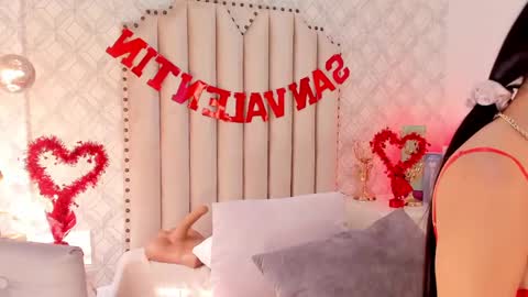   Charlotte  online show from February 2025 09:10:01 PM