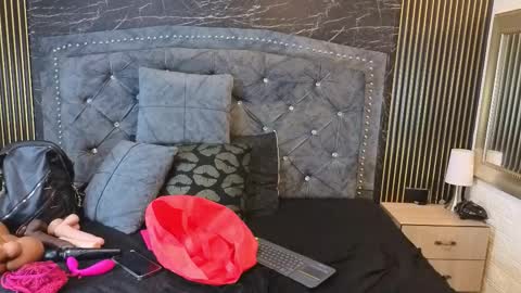 charlotte online show from January 2026 07:11:01 PM