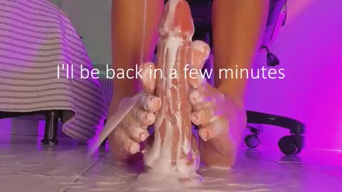 charlotte  grey online show from September 2025 07:35:02 PM