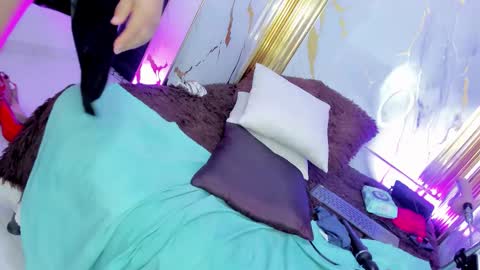 charlotte__milf online show from March 2026 07:58:02 AM