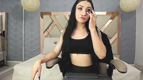 Charlotte colee online show from December 2024 11:49:01 AM