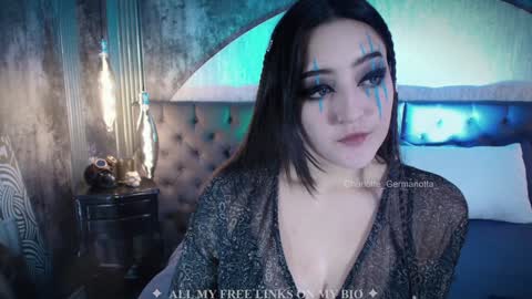 Snapshot of charlotte_germanotta_ chatting on January 2025 05:00:01 PM Charlotte online show from January 2025 05:00:01 PM